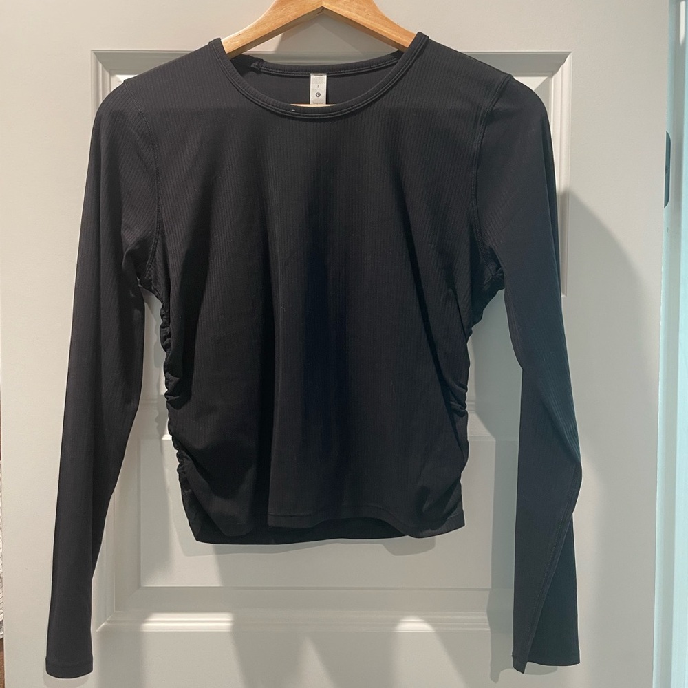 lululemon Black Cropped Long Sleeve Top